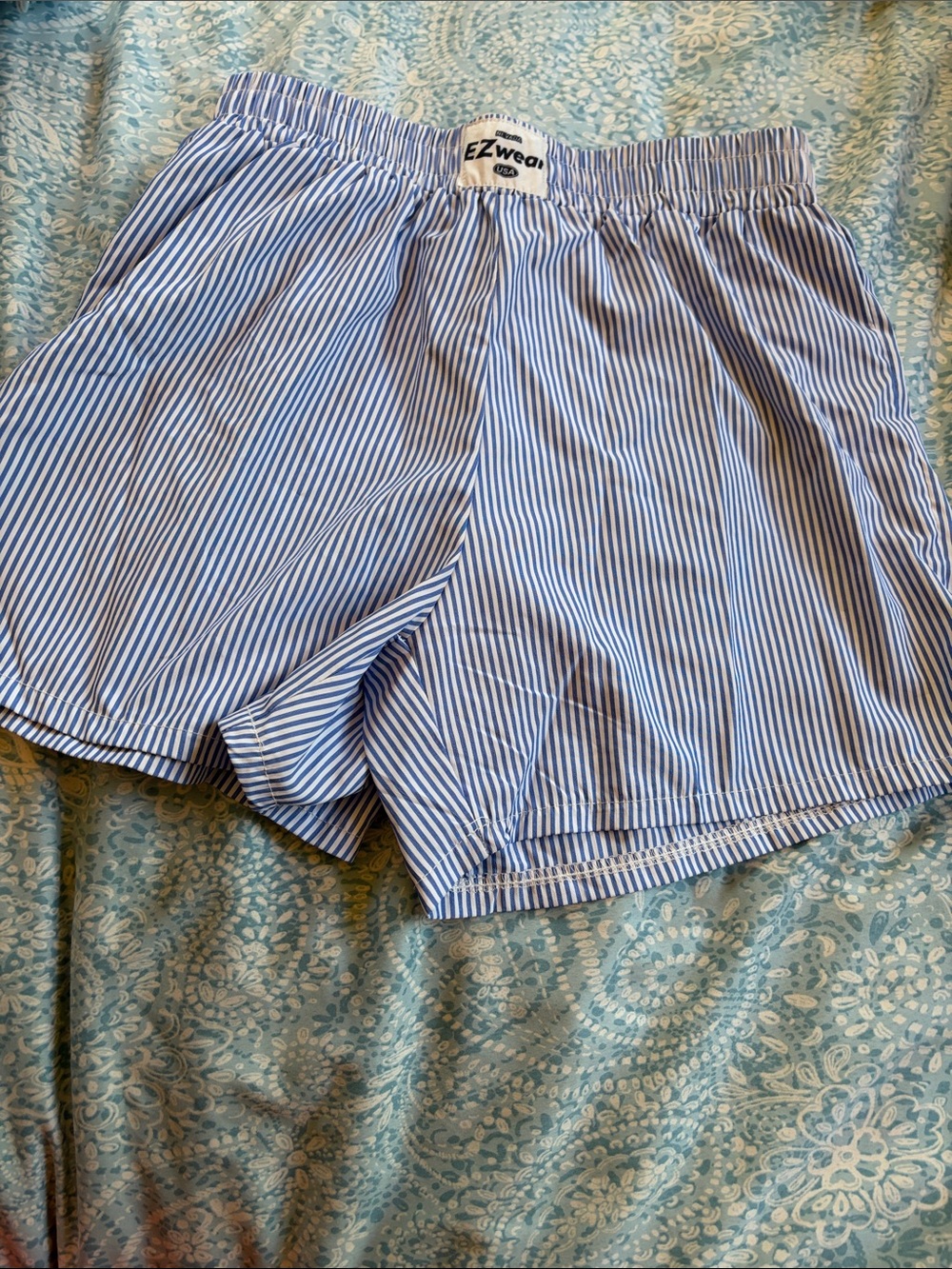 women’s blue striped elastic shorts